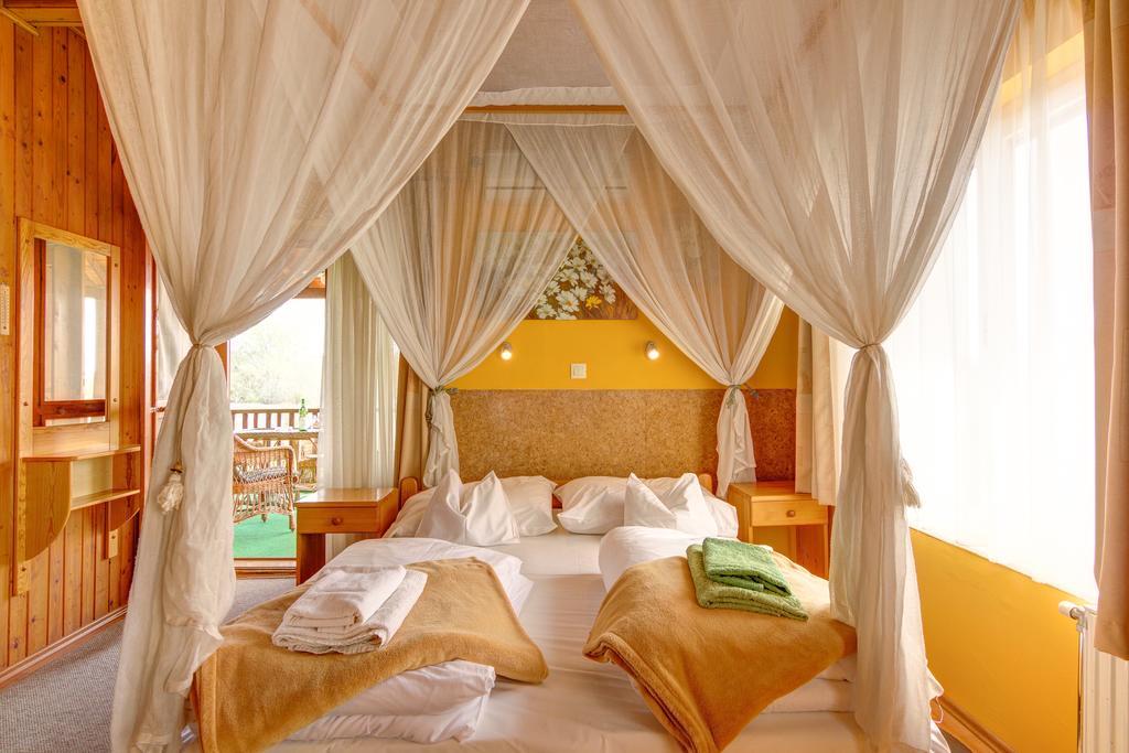 Kaktusz Villa ヘーヴィーズ エクステリア 写真