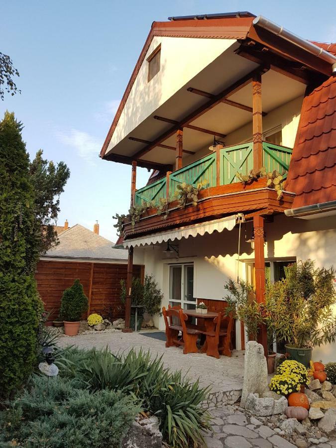 Kaktusz Villa ヘーヴィーズ エクステリア 写真
