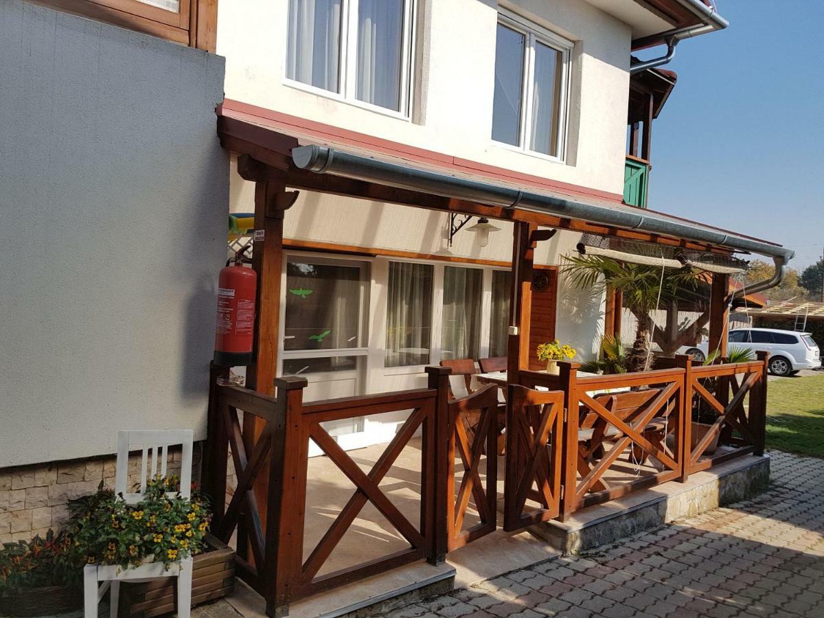 Kaktusz Villa ヘーヴィーズ エクステリア 写真